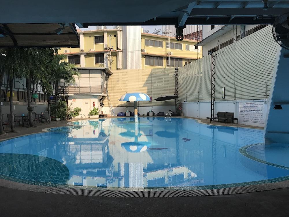 Pattaya Hiso Hotel Exteriör bild