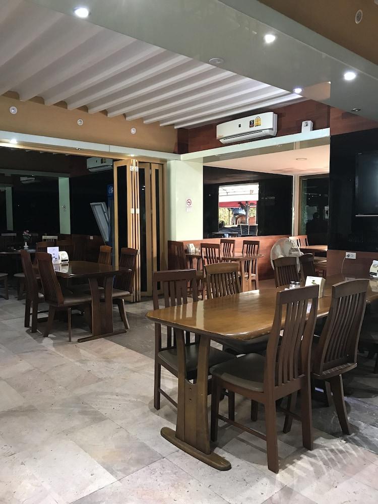 Pattaya Hiso Hotel Exteriör bild